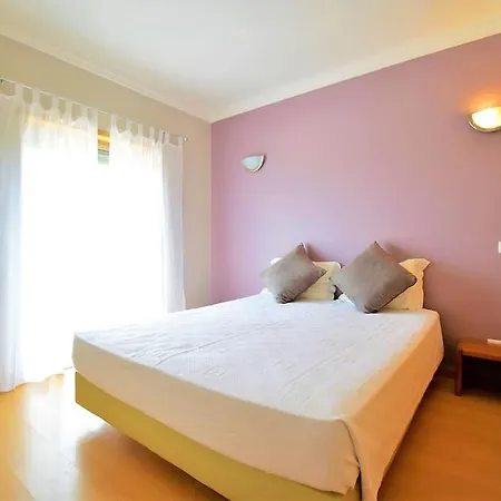 Дом отдыха Oazis 4 Bedrooms *